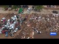 spanish king queen cop mud and insults in flood hit valencia abc news