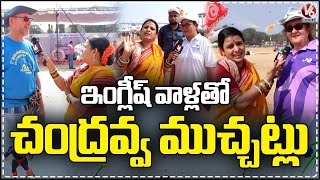 Teenmaar Chandravva  Interact with International Kite Flyers | International Kite Festival | V6 News