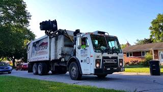 Garbage Trucks: Midwestern Sanitation