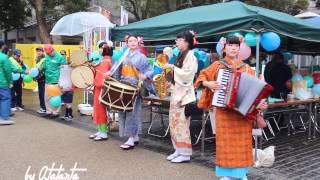 宣導消防安全的早稻田大學化妝宣傳樂隊