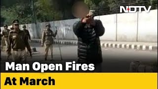 Man Fires At Protesters Near Jamia In Delhi, Shouts "Yeh Lo Aazadi"