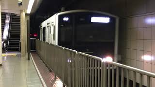 JR筑肥線直通普通列車(305系W6編成、西唐津行き最終便)・博多駅に到着