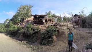 おっさんの一人旅　LAOS-39 ラオス旅行 ノーンキアウ #04 可愛い親子の家とオフロード気分と 湧き水