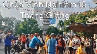 Quang cảng quanh chùa Vĩnh Nghiêm ngày 15 tháng giêng