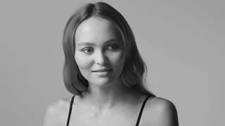 La Chanel J12 a 20 ans.., comme Lily-Rose Depp