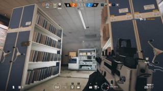 Tom Clancy's Rainbow Six  Siege 2017.02.27 - 21.28.17.05.DVR