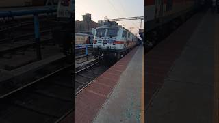 Lallaguda WAP7 [HOG] #railway #train #trains #indianrailways