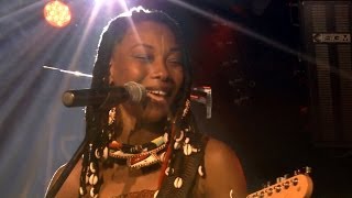 Fatoumata Diawara * Bakonoba, Alama .... / Live A38 Budapest 2014