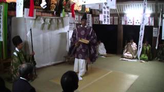 平戸亀岡神社　H25/10/26　平戸大大神楽　第二十番　供米舞(くままい)