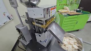 Puffed chips and cake making machine SYP4509 manufactured from Shinyoung Mechanics Korea