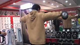 Bodybuilder Hwang Chul Soon - Shoulder Workout