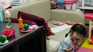 Hannah playing eating meat and prepared fruits 😍# short video