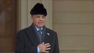 PM Shehbaz given a guard of honour at Azerbaijan presidential palace