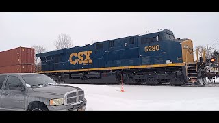 (Saturday Morning Trackside) CSX Railfanning At Bayview Road In Hamburg New York