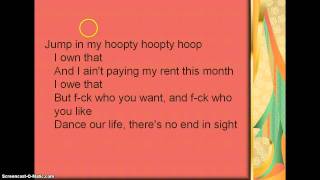 Starships-Nicki Minaj (lyrics on screen)