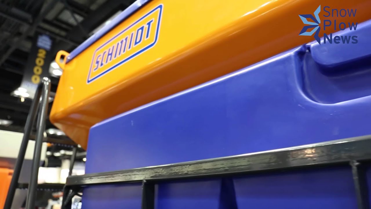 Schmidt Stratos Spreader - YouTube