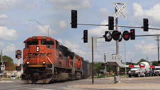 OMAX Causing Confusion at the 56th and Old Cheney Mega Crossing (06/08/2021)