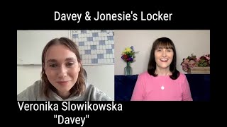 Davey \u0026 Jonesie’s Locker star Veronika Slowikowska on improv and that crazy singing scene!