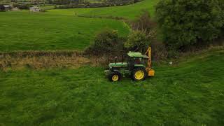 Hedgecutting: JD 3650 with McConnel PA93