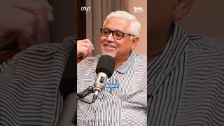 Books are sold outside the temple | Amitav Ghosh ft Cyrus Says #podcast  #amitavghosh  #livepodcast