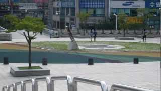 Walking around Suwon