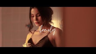 Sarah Hemi - Lonely (Official Music Video)