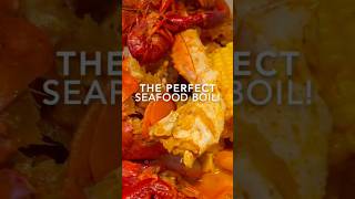 How To Make The Perfect Seafood Boil!😲❤️😲 #seafoodboil #crawfish #cooking