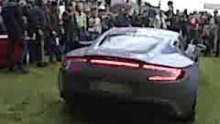 0-100.it | Aston Martin one 77 at 2009 Villa d'Este - incredible V12 sound