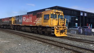 DXR 8007 \u0026 DFT 7008 on freight shunt 975 at Montreal Street