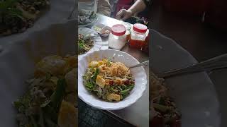ĐẲNG CẤP CƠM HẾN HOA ĐÔNG