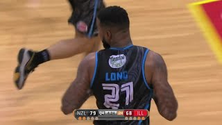 Shawn Long Posts 26 points & 13 rebounds vs. Illawarra Hawks