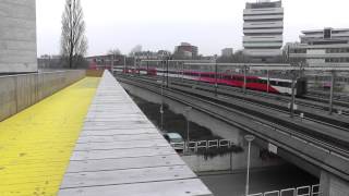 treinen, vanaf voetgangersbrug , omgeving Hofplein, Rotterdam Centraal, 16 maart 2015