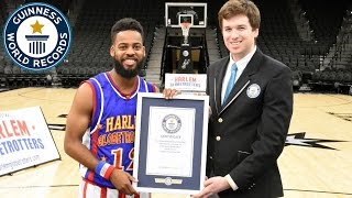 Longest basketball shot blindfolded - Guinness World Records