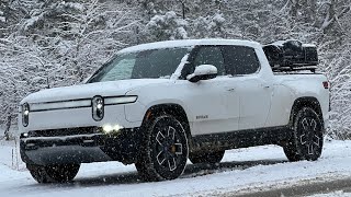 Here's How The Rivian R1T Handles In Snow And Slippery Surfaces!
