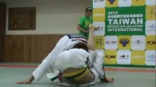 2012 Taiwan BJJ/Nogi Tournament Makoto Ogasawara vs ???