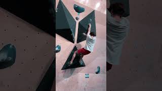 So smooooth #bouldering #climbing #competition #soundon