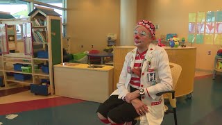 Kind clown lifting spirits at UNM Children's hospital