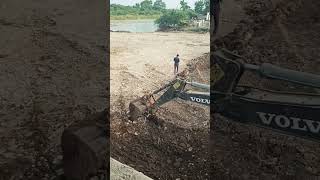 Track Machine #Volvo EC140D Excavator #trackmachine #excavator #shortvideo #viral #shots #volvo