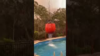 Australian firefighters take water from a random homeowner's swimming pool | IVC