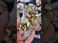 Kristal pyrite quartz ini seperti jendela kecil menuju keindahan alam yang tak terbatas #crystal