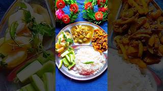 *LUNCHTHALI*#simplefoodie#simplethali#lunchthali#vegplatter#shortsvideo#comfortfood#indianfood#thali