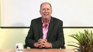 Difference Between Being a Human Resource Specialist or Generalist : Human Resource Tools
