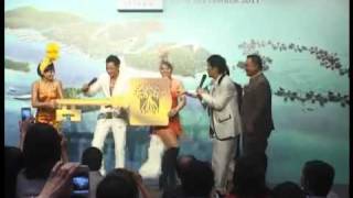 Golden Key Ceremony to Simon Yam