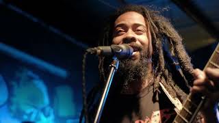 MILA  REVOLUTION   JAH ROOTS MALAGASY VIBRATION