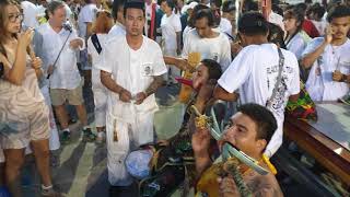 Piercing at Bang Neow Shrine. “网寮斗母宫”at Phuket Vegetarian Festival 2018 13 Oct.