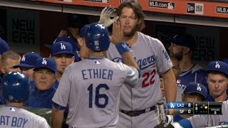 LAD@SF: Ellis singles to add a run for the Dodgers