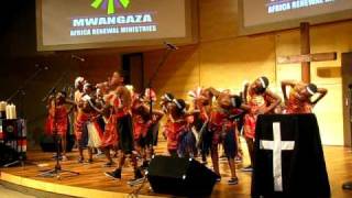 MWANGAZA CHILDREN'S CHOIR 2010 \