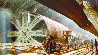 Ganito ginagawa ang Tunnel sa Bundok Gamit ang Makina na Ito (TBM)