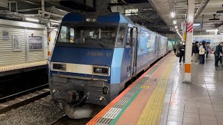 【迫力満点！】JR貨物EH200形12号機＋タキ16B（両）が前照灯を点灯してブロワー起動して立川駅を発車するシーン（2084レ・高A228・石油返空）2021.11.14