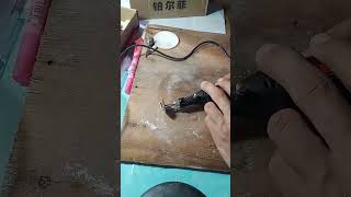 Cutting with mini grinder